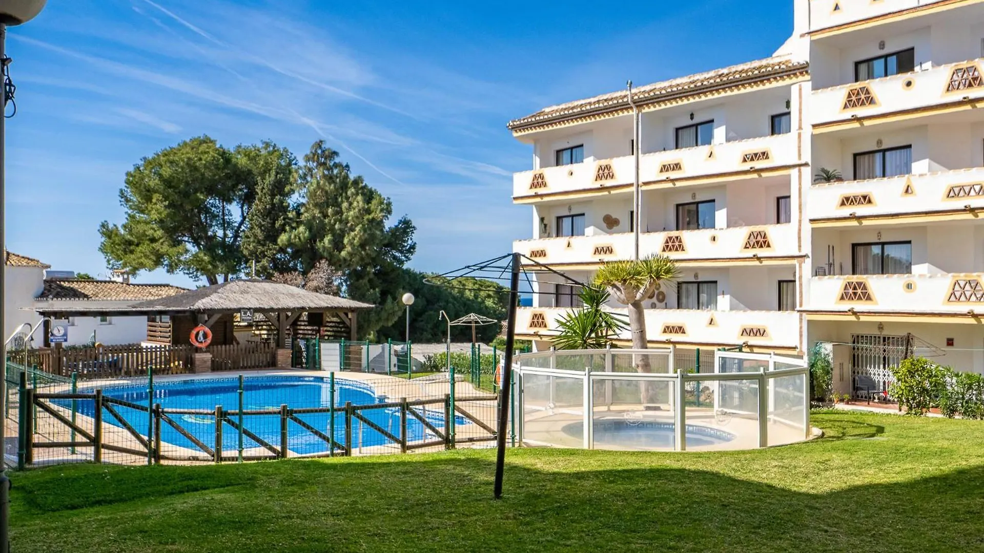 Apartment Delux Beach Apartment-Lujoso Apartamento De Playa Mijas